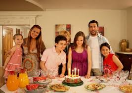 Aile Reisi 3. Bölüm izle