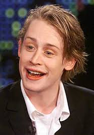 Macaulay-Culkin-does-it-again-2.jpg