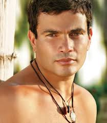 صور فنانات ومطربين Amr Diab10