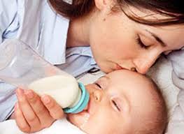 بعض الأمور التي تنساها الأم عن الأطفال الرضع Babymum160706_228x262