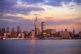 http://tbn1.google.com/images?q=tbn:J2GdD04ozlg7HM:http://www.belgiantrade.org/new-york-city.jpg/new-york-city-full.jpg