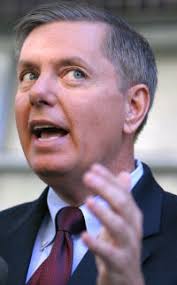 http://tbn1.google.com/images?q=tbn:V_cVrB6h_qajXM:http://petulantweb.com/blog/wp-content/uploads/2008/04/lindseygraham.jpg