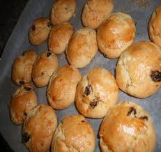 http://tbn1.google.com/images?q=tbn:k6TlgKXGgZxTfM:http://img.blogcu.com/uploads/zuleyhadan_uzumlu_kurabiye.jpg