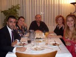 Yemekteyiz 11 Temmuz 2009 izle