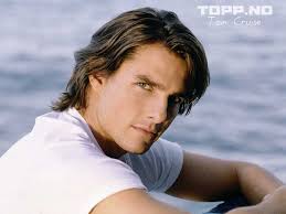 http://tbn1.google.com/images?q=tbn:9tJ5feJ2y1SnjM:http://vafadar-delshekaste.persiangig.com/image/TomCruise.jpg