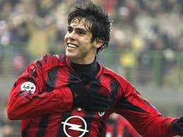 Futbal žije, Kaká ostáva v Miláne