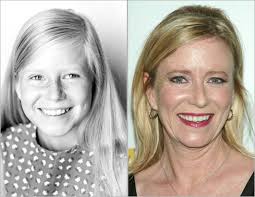  was played by actress Eve Plumb.