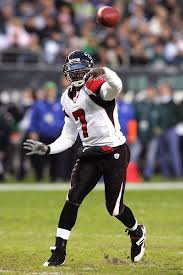 31: Michael Vick #7 of the